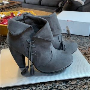 Suede grey booties